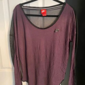 Nike Women’s Mesh-back Plum Long Sleeve
